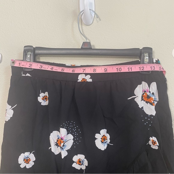 Floral midi high low dress. Size: small w48 - Picture 8 of 14